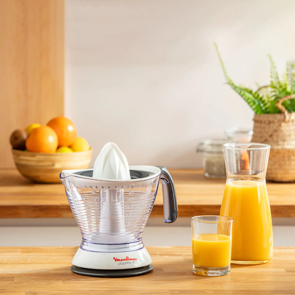 Moulinex Juice Extractor PC300B10